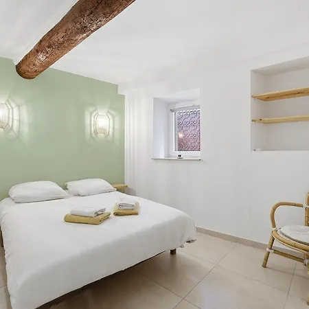 Apartmán La Pompe - Climatise Proche De La *