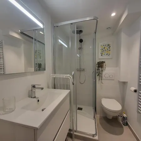 La Pompe - Climatise Proche De La * Antibes